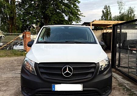 Mercedes-Benz Vito Regal Werkstatt wenig KM