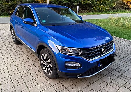 VW T-Roc Volkswagen 1.5 TSI DSG ACTIVE el. Heckkl Garantie LED