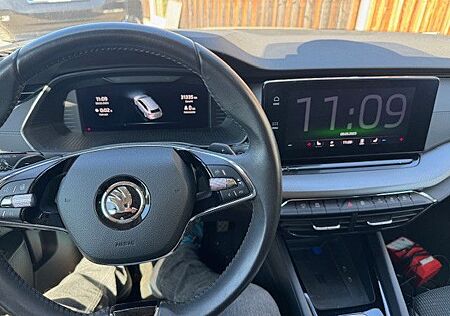 Skoda Octavia 1.4 TSI iV DSG AMBITION COMBI AMBITION