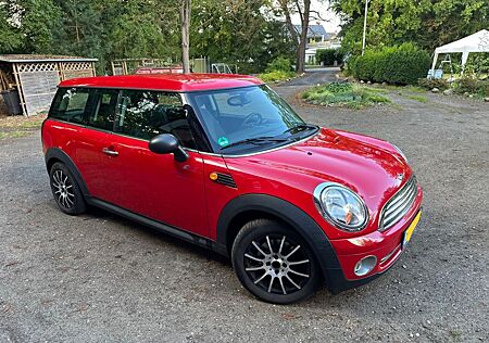 Mini Cooper Clubman chillirot