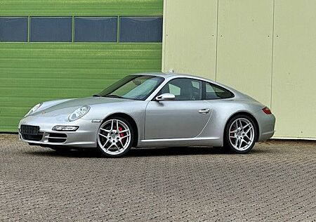 Porsche 911 Urmodell 911 Carrera 4 S Coupe / Schalter