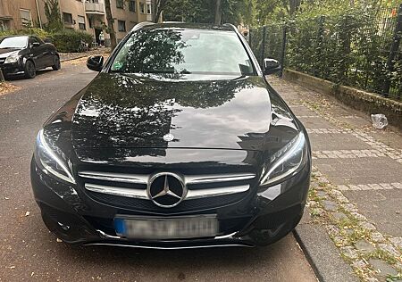 Mercedes-Benz CE 220 d