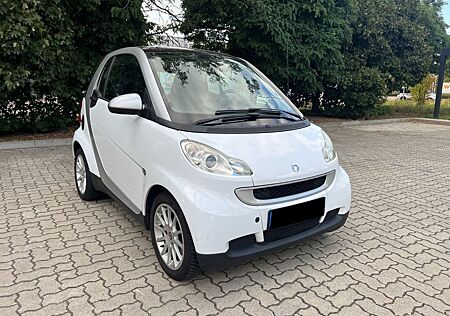 Smart ForTwo coupé Weiß, Klima, Alu, CarPlay, El. Fens