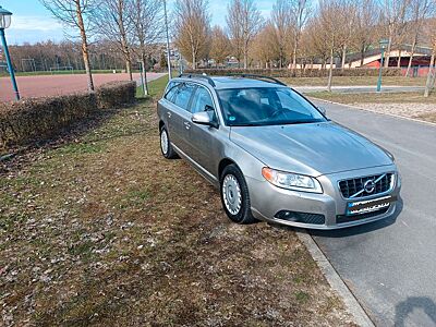 Volvo V70 D5 mit Summum Ausstattung