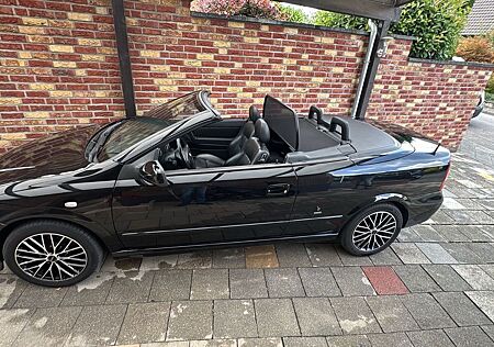 Opel Astra Coupé Cabrio 2.2 l, 16 v TOP!