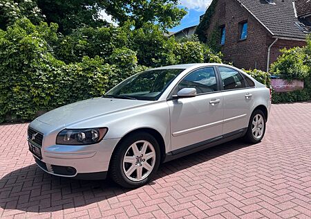 Volvo S40 Lim. Momentum Automatik