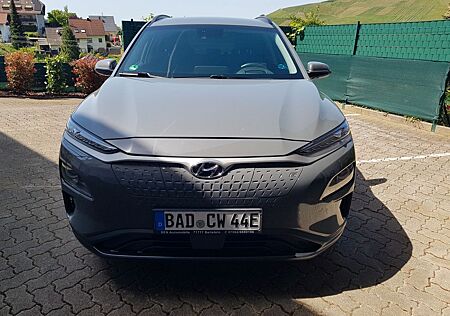 Hyundai Kona Premium Elektro Vollausstattung !