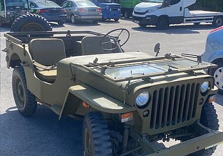 Jeep Willys MB frame off restauriert