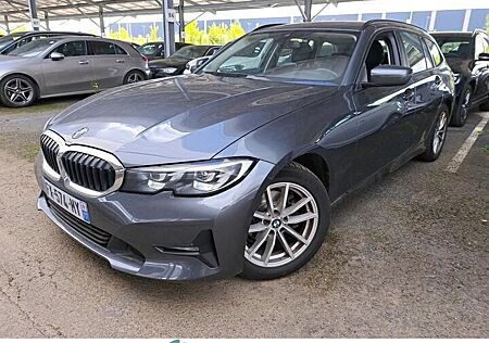 BMW 318 d Aut. LED Navi KeylessGo Klima PDC ...