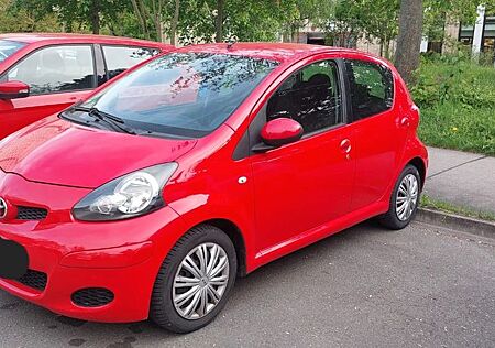 Toyota Aygo (X) Aygo (X) 1,0-l-VVT-i City City