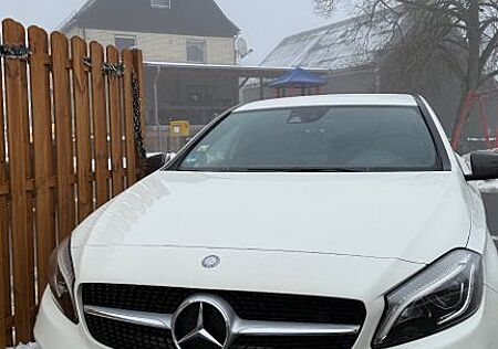 Mercedes-Benz A 180 -