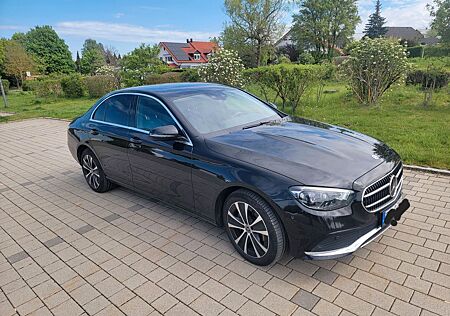 Mercedes-Benz E 300 de Autom. Limousine Top Ausstattung