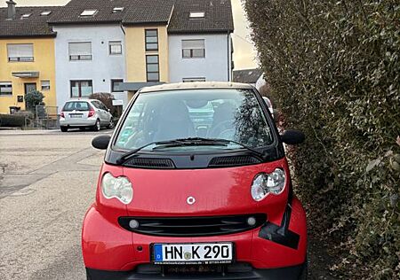 Smart ForTwo coupé TÜV bis 07.27