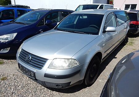 VW Passat Variant Volkswagen Basis