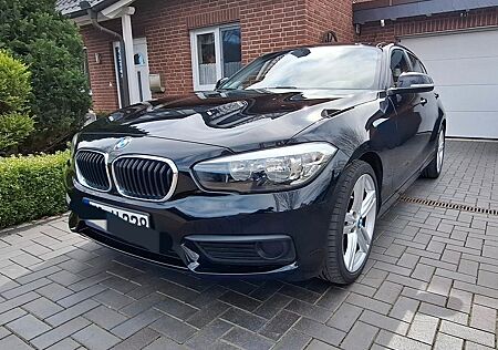 BMW 118i -