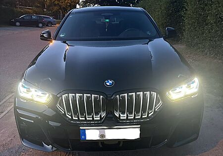 BMW X6 xDrive30d - ALL BLACK