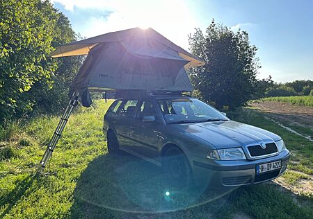 Skoda Octavia Komplettpaket mit Thule Tepui Dachzelt
