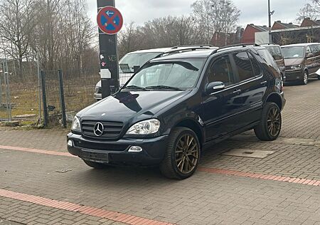Mercedes-Benz ML 400 ML -Klasse CDI/ 7 Sitzer