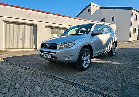 Toyota RAV 4 2.0-l-VVT-i 4x4 -