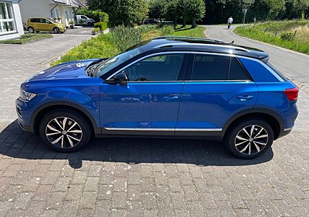 VW T-Roc Volkswagen 1.0 TSI -Style