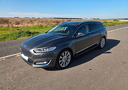 Ford Mondeo 2,0 TDCi 132kW Vignale Turn. PS. Allr...