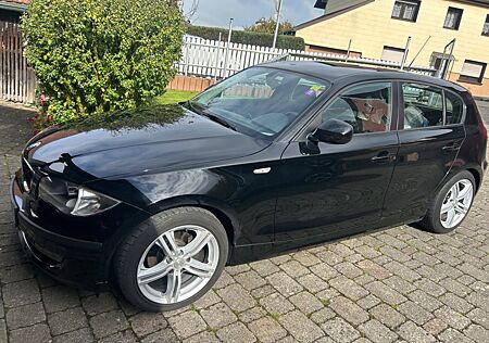 BMW 116i - 2. Hand - 8-fach bereift