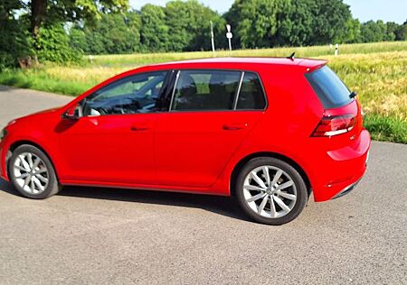 VW Golf Volkswagen 1.0 TSI OPF Trendline Trendline