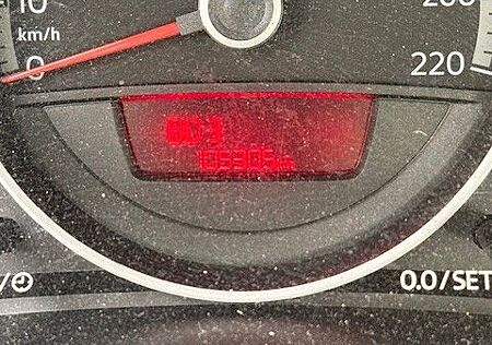 VW Up Volkswagen ! 1.0 44kW -