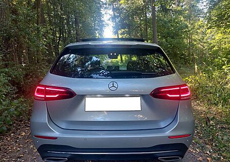 Mercedes-Benz B 200 B -Klasse 200 d/Panorama/AHK
