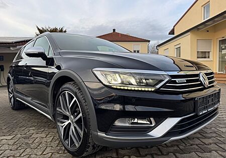 VW Passat Alltrack Volkswagen Passat Var Alltrack 4M AHK ACC LED Navi 19''