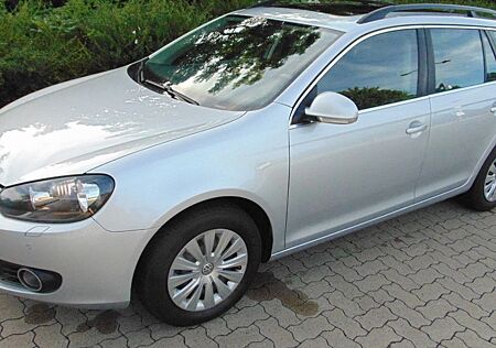 VW Golf Volkswagen 1.6 TDI DSG Comfortline Variant TÜV NEU
