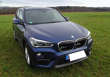 BMW X1 xDrive20i Automatik -AHK, Standhzg.