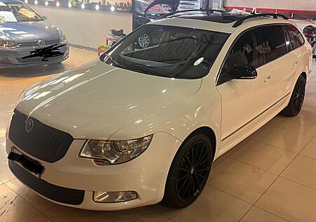 Skoda Superb 3.6 V6 DSG 4x4 Ambition Combi Ambition