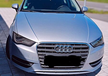 Audi A3 1.4 TFSI cod ultra Ambition Sportback Amb...