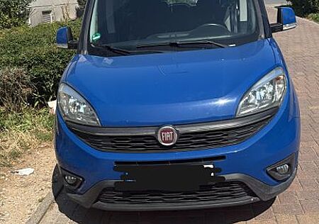 Fiat Doblo 1.6 16V Multijet 77kW LOUNGE Hochdach ...