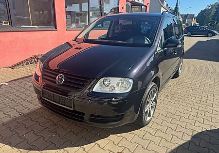 VW Touran Volkswagen Conceptline:7SITZE:KLIMAAUTOMATIK:AHK: