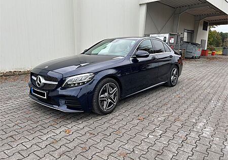 Mercedes-Benz C 300 e AMG
