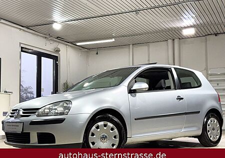 VW Golf Volkswagen V Lim. 1,6*85 kW 16V FSI*Trendline*GHSD*