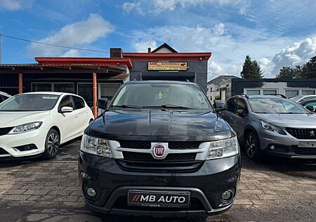Fiat Freemont 2.0 16V 7 SITZE LIDER NAVI KLIMATRONIC