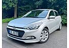 Hyundai i20 Wenig gelaufen mit Klima & abnehmbare AHK