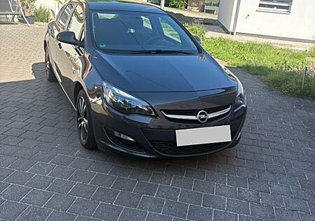 Opel Astra 1.4 Turbo 103kW