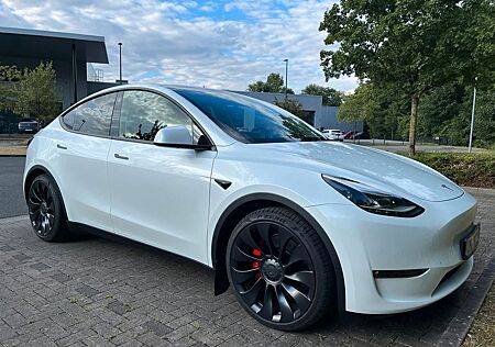 Tesla Model Y Performance Dual Motor AWD Performance
