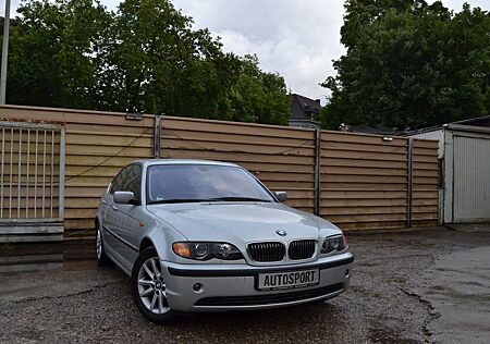 BMW 320i 320 Baureihe 3 Lim. *LEDER*XENON*AHK*EXCLUSI