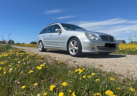 Mercedes-Benz C 180 KOMPRESSOR T AVANTGARDE Avantgarde