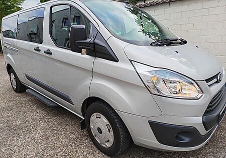 Ford Tourneo Custom gebraucht kaufen Ford Tourneo Custom Tourneo (Transit) Custom L2 2.2 9 Sitzer 2. Ha.