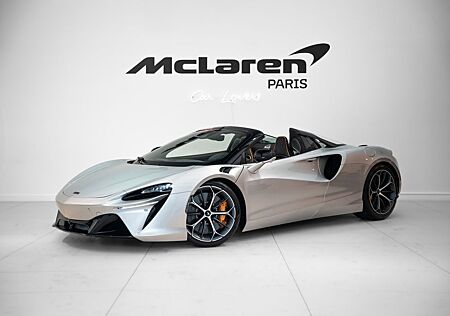 McLaren Artura Spider