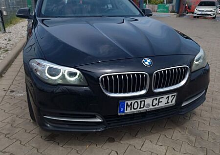 BMW 520d A Luxury Line