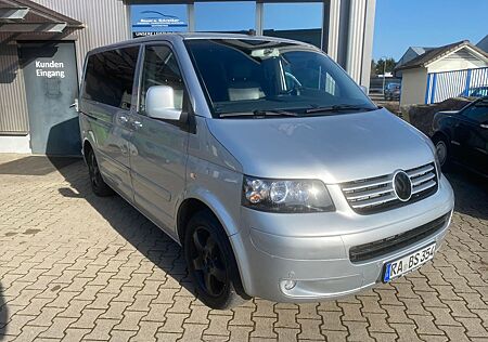 VW T5 Transporter Volkswagen Bus Multivan Highline