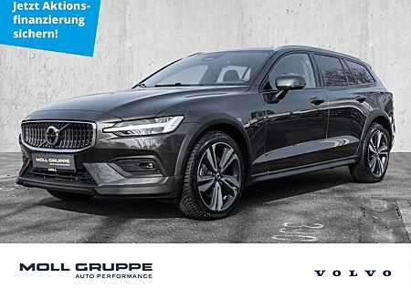 Volvo V60 CC V60 Cross Country B4 AWD Ultimate AHK Pano 360Gr