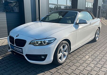 BMW 220i CABRIO SPORT LINE AUT NAVI MEMORY LED PDC